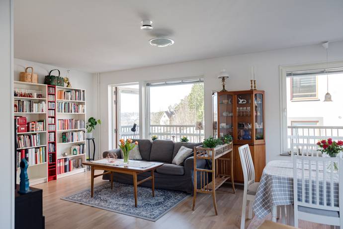 4 rum Lägenhet på Herrgårdsgatan 113 Bålsta Centralt Håbo kommun - bild 8