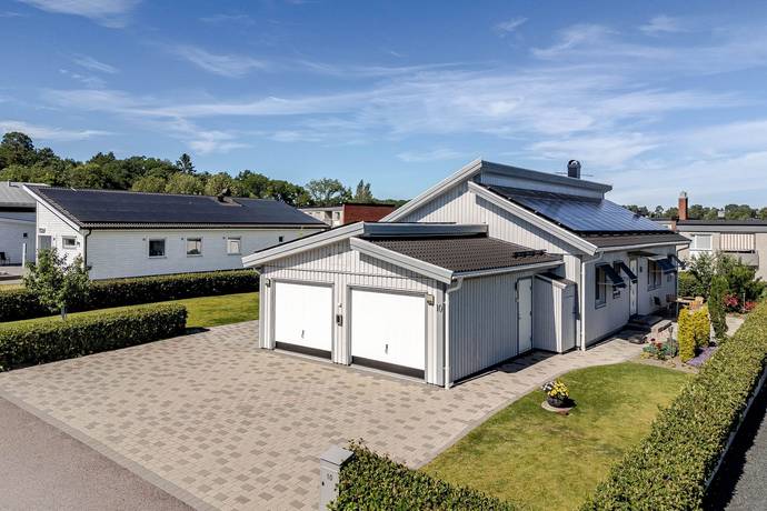 4 rum villa på Moderna gatan 10 Strängnäs, Strängnäs kommun - bild 1