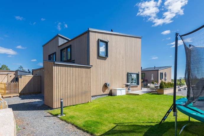4 rum parhus på Lötvägen 45A Svinninge, Österåkers kommun - bild 3