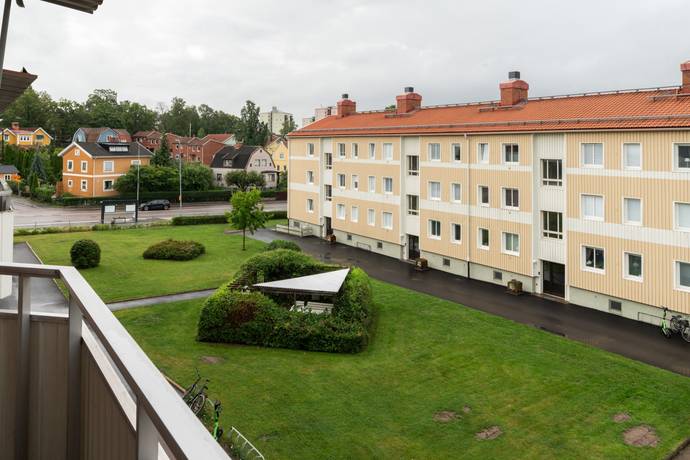 2 rum lägenhet på Hagagränd 1 Haga, Västerås kommun - bild 3