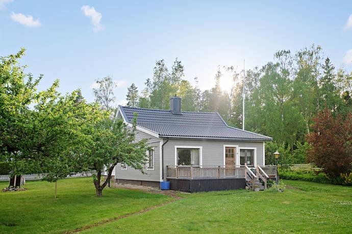 4 rum villa på Holmagatan 35 Hällabrottet, Kumla kommun - bild 1