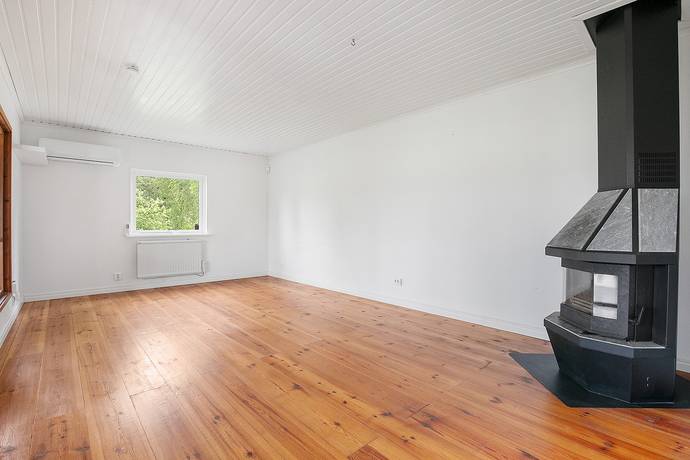 2 rum vinterbonat fritidshus på Husby Ringväg 67 Stallarholmen, Strängnäs kommun - bild 3
