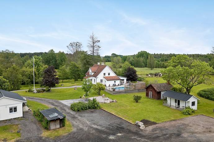 9 rum gård utan jordbruk på Härminge 424 Almbro, Örebro kommun - bild 5