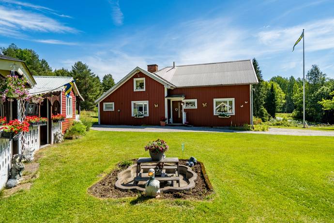 5 rum Gård med jordbruk på Kallernäs Dalhem 190 Kallernäs Lindesbergs kommun - bild 5