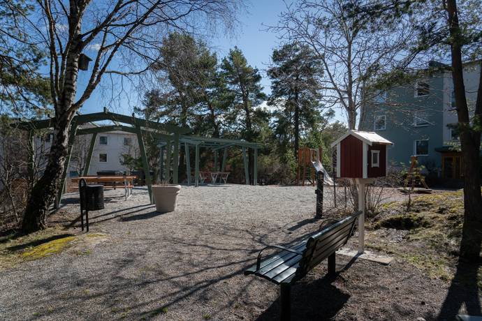 2 rum lägenhet på Tullingebergsvägen 19 G:a Tullingeberg, Botkyrka kommun - bild 3