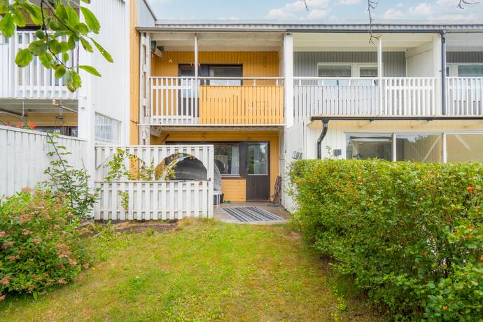 4 rum radhus på Sellerigången 7 Arnö, Nyköpings kommun - bild 1