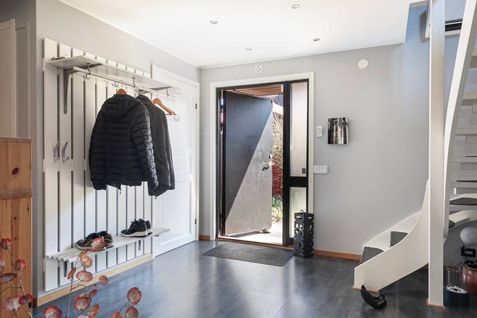 8 rum villa på Rättarevägen 50 Östra Lerberget, Höganäs kommun - bild 3