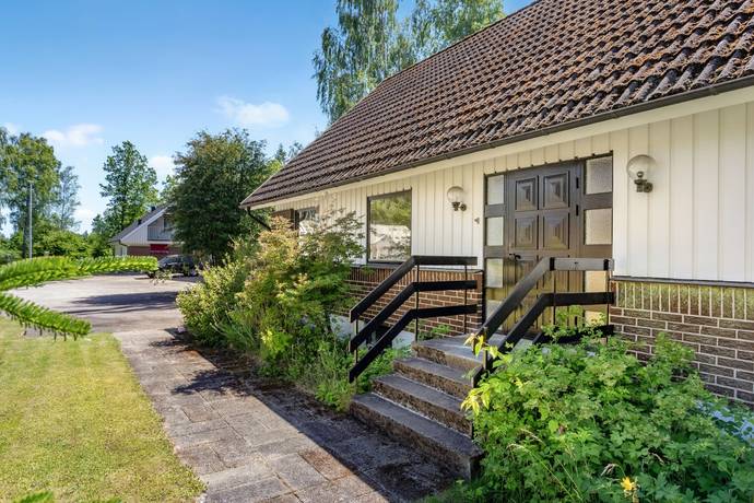 8 rum Villa på Falkstigen 10 Klöxhult Älmhults kommun - bild 8