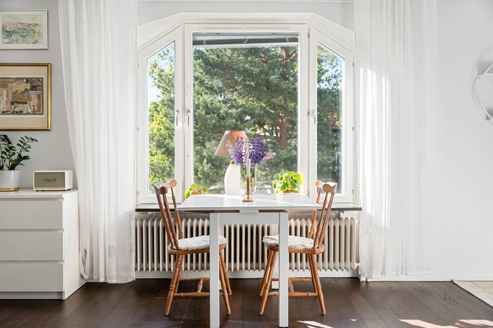 1 rum lägenhet på August Wahlströms Väg 8 Danderyd, Danderyds kommun - bild 3