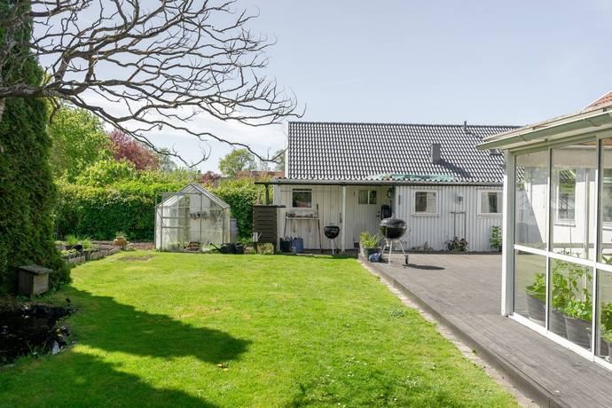 7 rum Villa på Hasselgatan 14 Bara Svedala kommun - bild 2