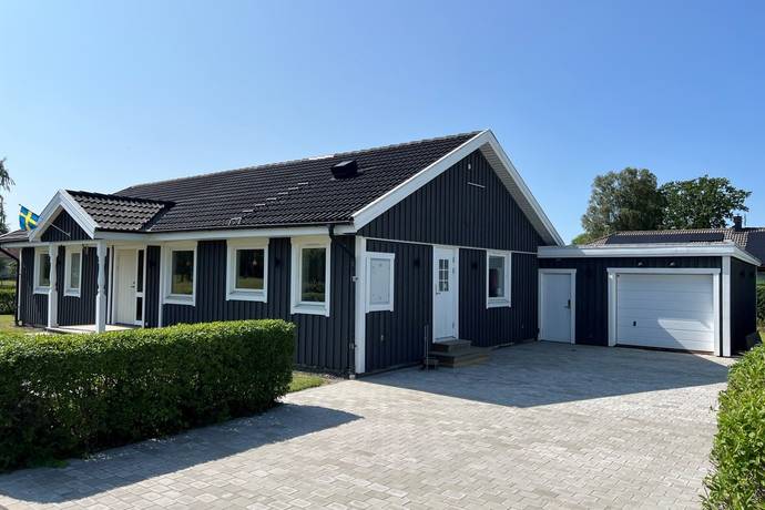 6 rum villa på Sjögårdsgatan 1 Axvall, Skara kommun - bild 1