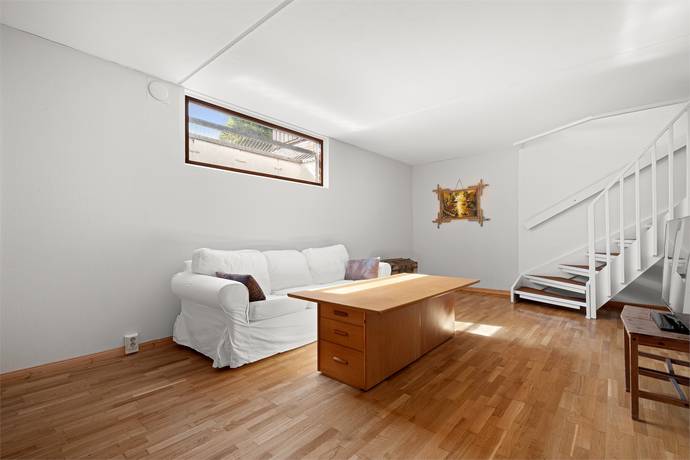 7 rum Parhus på Rödklövervägen 98A Hässelby Norra Villastad Stockholms kommun - bild 34