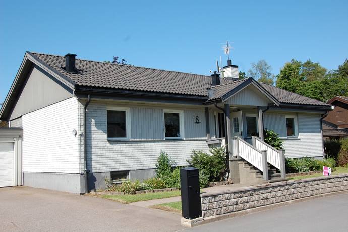 villa på Blåbärsvägen 8 Peterslund, Oxelösunds kommun - bild 5