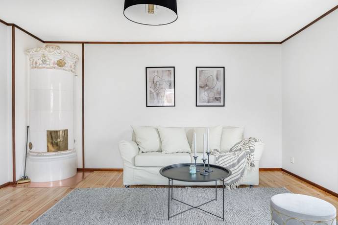 9 rum Villa på Glottervägen 17B-C Åby Norrköpings kommun - bild 35