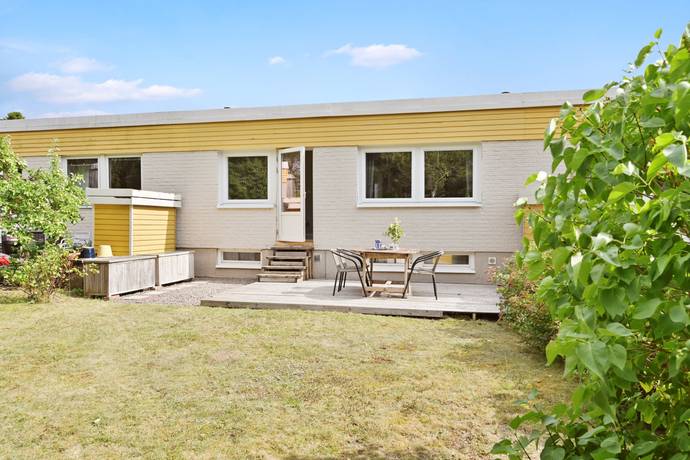 5 rum Radhus på Ljungvägen 93 Sjukyrkoberget Upplands Väsby kommun - bild 36