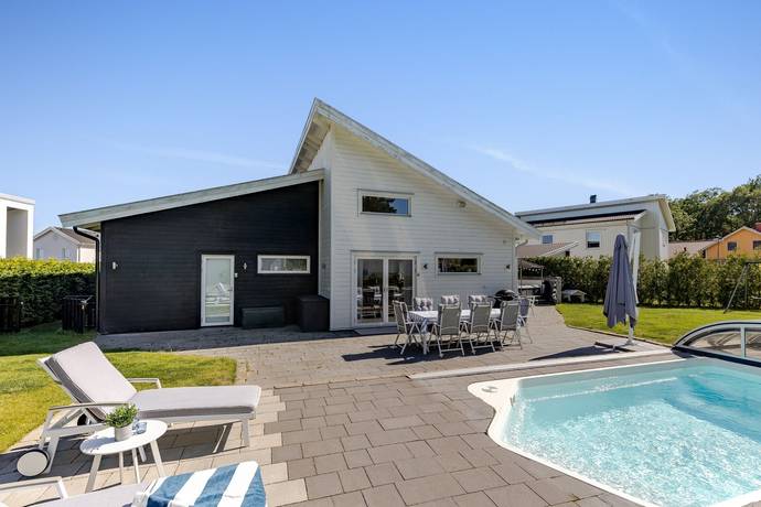4 rum villa på Spinnrocksvägen 29 Strängnäs, Strängnäs kommun - bild 1
