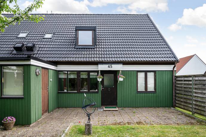6 rum parhus på Majtorpsgatan 45 Hisings Backa - Åketorp, Göteborgs kommun - bild 2
