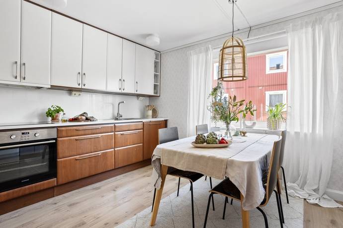 4 rum lägenhet på Kosmosgränd 9 Skälby, Järfälla kommun - bild 3