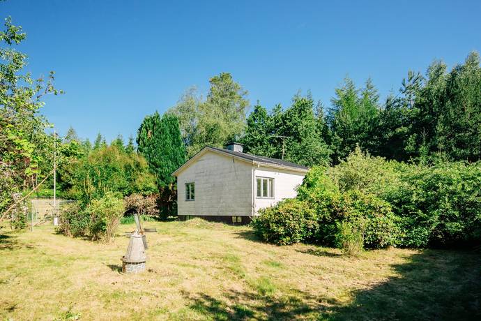 2 rum villa på Skogsvägen 10 Gårdsjö, Gullspångs kommun - bild 1