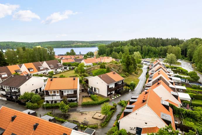 5 rum parhus på Gäddstigen 66 Södertälje, Södertälje kommun - bild 1