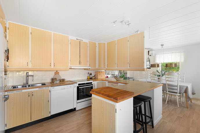 5 rum Villa på Spjutvägen 8 Märsta - Ekilla Sigtuna kommun - bild 16