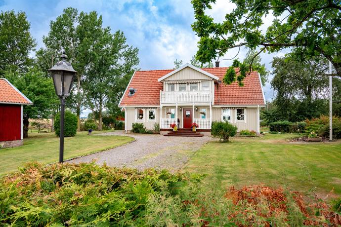 Öttum Vallen 1, Kvänum, Vara kommun