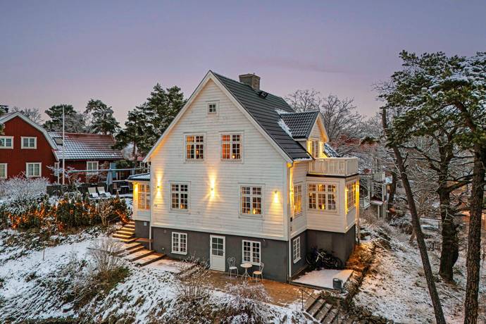 7 rum villa på Herr Göstas väg 12 Gamla Älvsjö, Stockholms kommun - bild 2