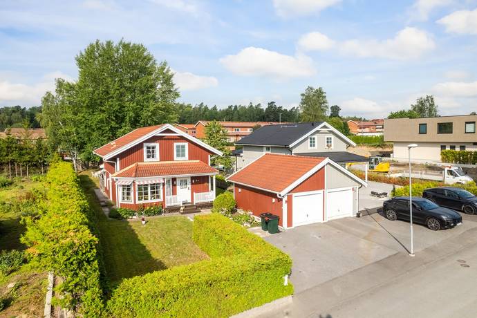 5 rum villa på Kristinelundsvägen 5A Södertälje, Södertälje kommun - bild 1
