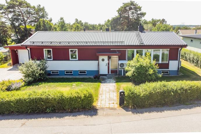 5 rum villa på Matteus väg 11 Bålsta - Prästberget, Håbo kommun - bild 1