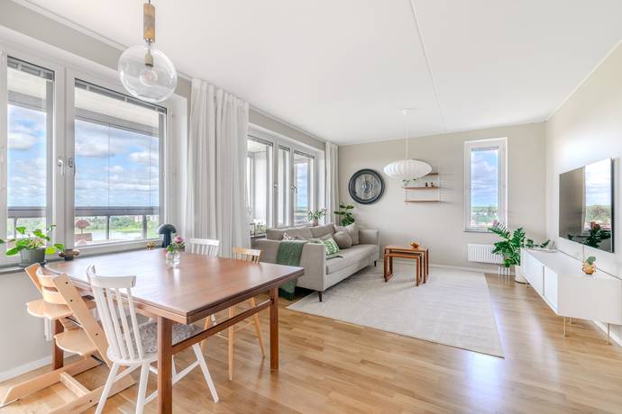 3 rum lägenhet på Evenemangsgatan 40 Solna, Solna kommun - bild 1