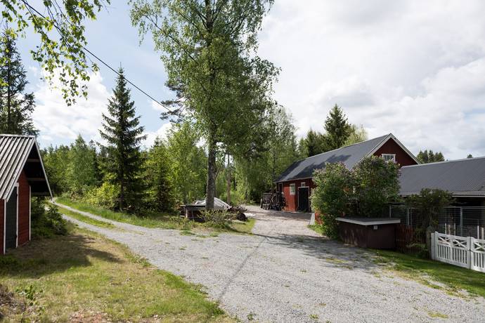 6 rum Gård utan jordbruk på Möklinta Hebo 112 Möklinta Sala kommun - bild 44