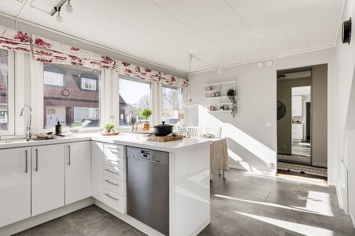 7 rum Kedjehus på Färgspelsgatan 37 Näset Åkered Göteborgs kommun - bild 8