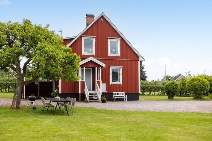 5 rum villa på Rosgatan 16 Slöinge, Falkenbergs kommun - bild 1