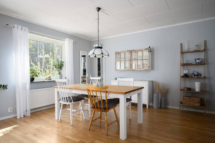 6 rum Villa på Dahliavägen 31 Haninge kommun - bild 7