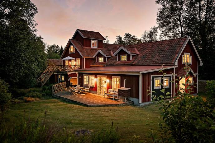 7 rum vinterbonat fritidshus på Uråsa Brändekvarn 2 Växjö Landsort, Växjö kommun - bild 2