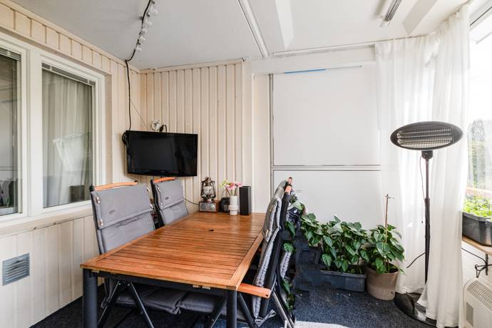 4 rum lägenhet på Flisavägen 26 Bjurhovda, Västerås kommun - bild 4
