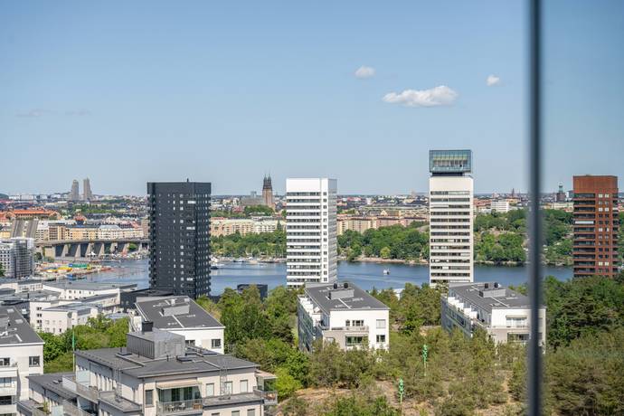 2 rum lägenhet på Årstaskogs Väg 9B, 16/16 tr Liljeholmskajen/Årstaberg, Stockholms kommun - bild 1