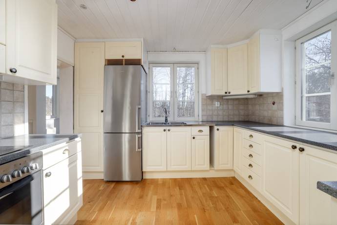 4 rum Villa på Ringvägen 66 Åmmeberg Askersunds kommun - bild 5