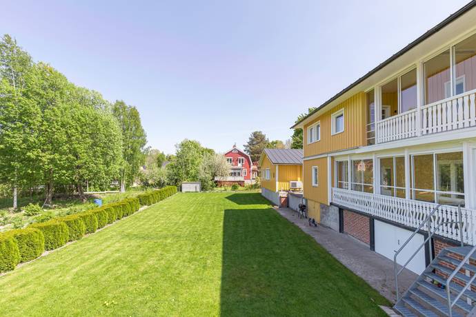 9 rum villa på Sandgropsgatan 2 Svartbäcken, Uppsala kommun - bild 2