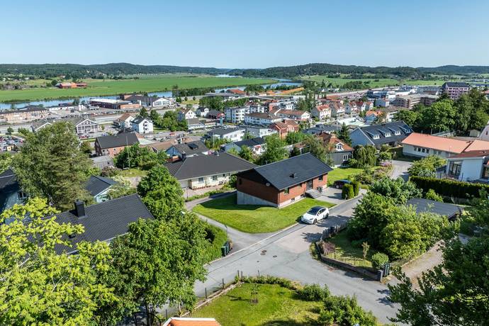 5 rum villa på Bergsvägen 14 Älvängen, Ale kommun - bild 2