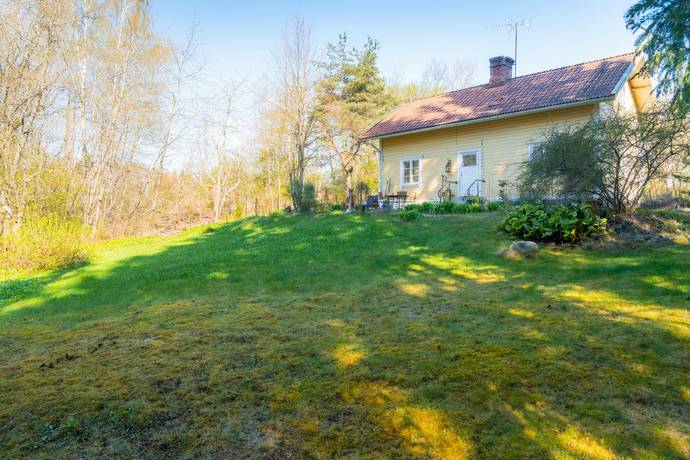 4 rum vinterbonat fritidshus på Tegelbruksvägen 4B Stjärnholm, Oxelösunds kommun - bild 1