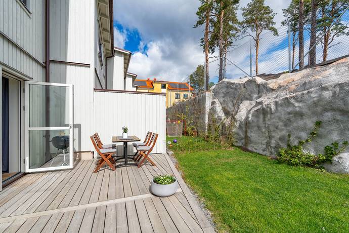 5 rum Par-/kedje-/radhus på Torpängsgatan 1B Ängby Knivsta kommun - bild 25