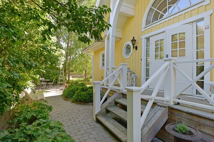 8 rum villa på Stenbockens väg 11 Skälby, Järfälla kommun - bild 4