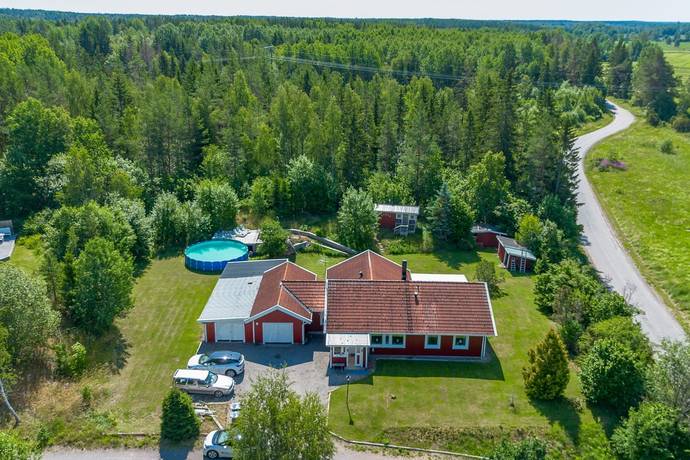 5 rum villa på Bladåkersby 3 Knutby, Uppsala kommun - bild 2