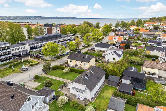 6 rum villa på Husargatan 21 Rosenlund, Jönköpings kommun - bild 4
