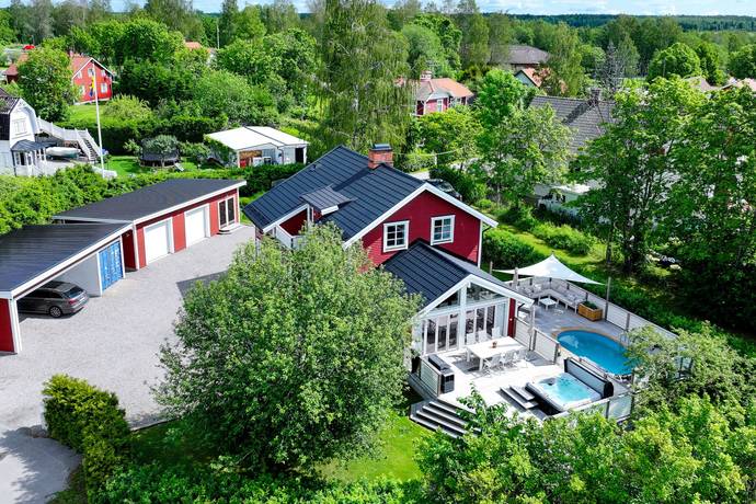 5 rum villa på Tingsgatan 2 Heby, Heby kommun - bild 1