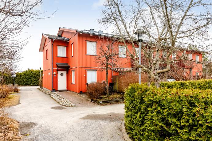 4 rum Lägenhet på Läktvägen 49 Vendelsö Gård Haninge kommun - bild 1