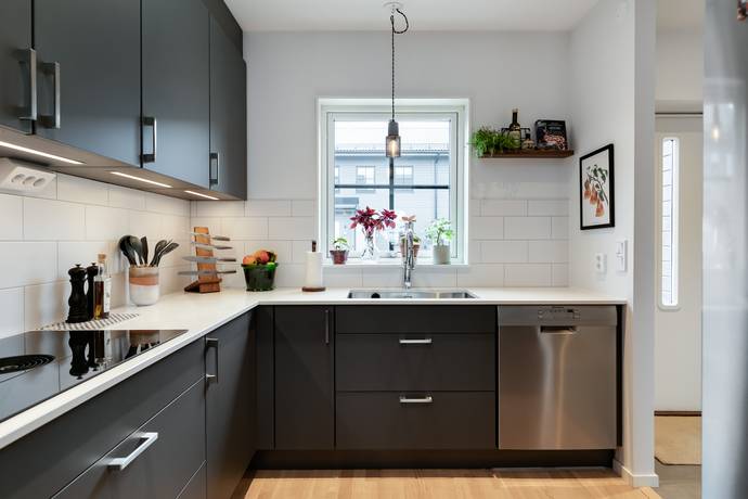 5 rum Radhus på Hasselbacksvägen 7C Lanna Lekebergs kommun - bild 6