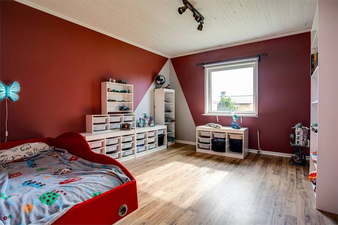5 rum Villa på Sorbyvägen 11 Munktorp Köpings kommun - bild 15