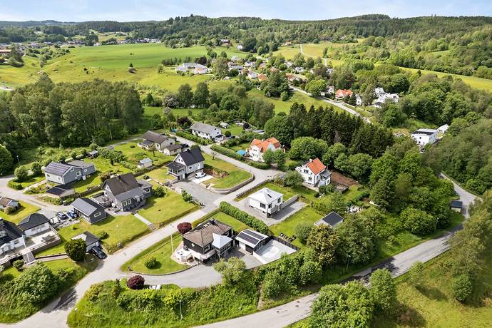 3 rum villa på Rosenmalmsgatan 4 Kinna, Marks kommun - bild 1